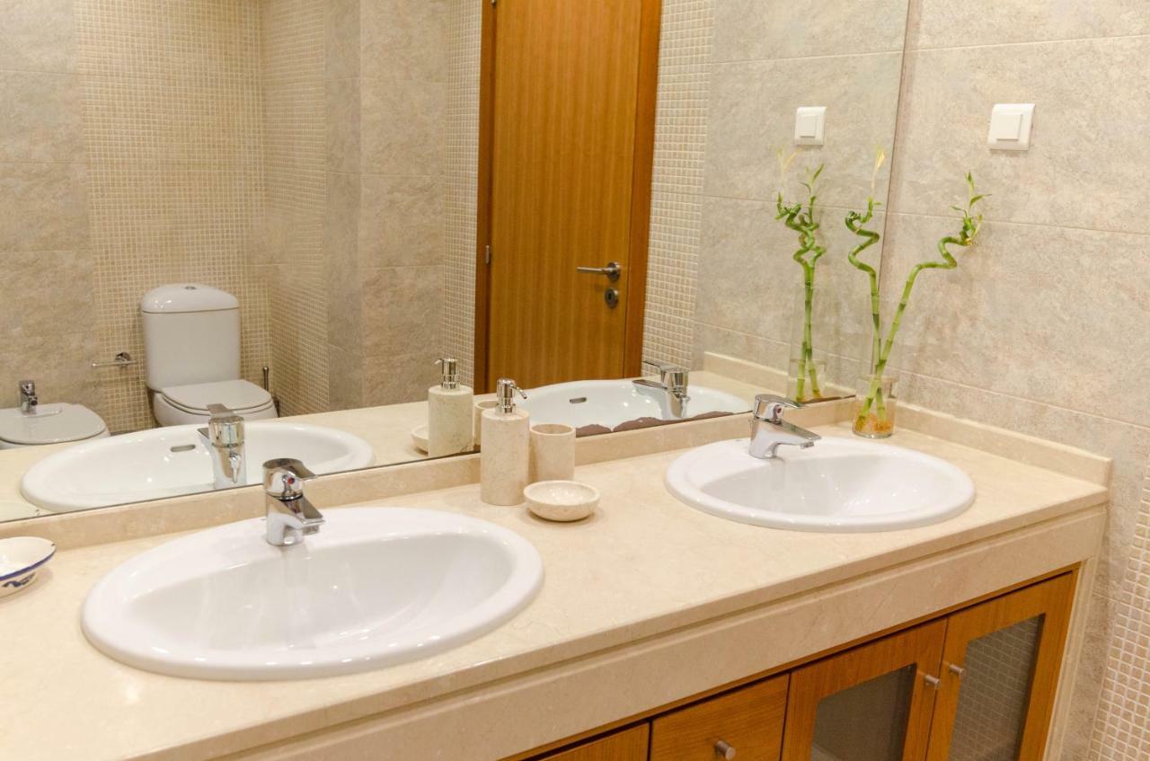 Joivy Graca Luminous 2-Br Apartment With Terrace Lisboa Eksteriør billede